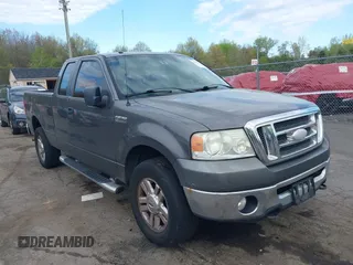 2008 Ford F-150 XLT с VIN 1FTPX14518FB92902, выставлен на аукционе IAAI как лот 42163656 с пробегом 155 797 миль миль и . История ставок и продаж доступна на DreamBid. Изображение 1.