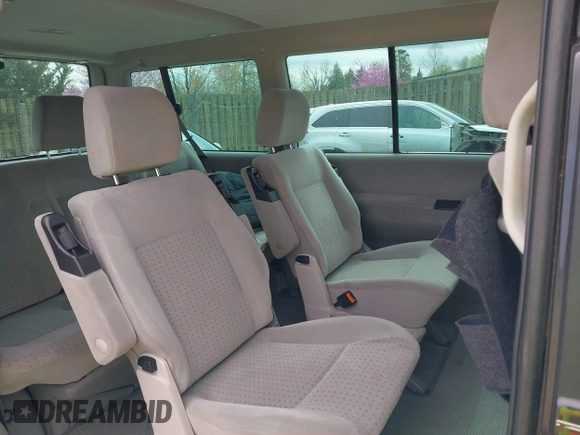 2002 Volkswagen EuroVan с VIN WV2KB47082H014282, выставлен на аукционе IAAI как лот 41940848 с пробегом 241 534 миль миль и . История ставок и продаж доступна на DreamBid. Изображение 8.