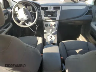 2010 Chrysler Sebring Touring z VIN 1C3CC4FB5AN224149, wystawiony jako Copart lot #50640255 z przebiegiem 151 055 mil mil oraz Szkody całkowita. Historia ofert i sprzedaży dostępna na DreamBid. Obrazek 8.