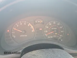 1999 Mitsubishi 3000GT z VIN JA3AM44HXXY002638, wystawiony jako Copart lot #67132454 z przebiegiem 181 684 mil mil oraz Tytuł czysty. Historia ofert i sprzedaży dostępna na DreamBid. Obrazek 9.