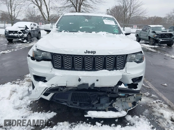 2017 Jeep Grand Cherokee Laredo with VIN 1C4RJFAG2HC951071, listed as a IAAI auction lot 41536568 with 99,941 mi miles. Bid and sale history available at carsss.com. Image 12.