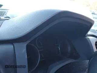 2019 Toyota Tundra SR5 z VIN 5TFAY5F12KX828829, wystawiony jako Copart lot #44032935 z przebiegiem Nie podano mil oraz Szkoda całkowita • Salvage title. Historia ofert i sprzedaży dostępna na DreamBid. Obrazek 9.