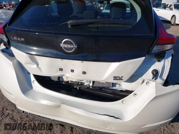 2023 Nissan LEAF SV Plus z VIN 1N4CZ1CV4PC558920, wystawiony jako IAAI lot #41332755 z przebiegiem 15 893 mil mil oraz . Historia ofert i sprzedaży dostępna na DreamBid. Obrazek 6.