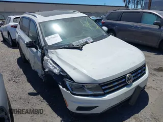 2018 Volkswagen Tiguan SEL with VIN 3VV3B7AX9JM017228, listed as a IAAI auction lot 42755037 with 57,258 mi miles and . Bid and sale history available at DreamBid. Image 1.
