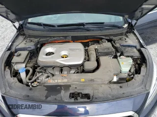 2017 Hyundai Sonata Hybrid SE with VIN KMHE24L36HA068947, listed as a Copart auction lot 54398025 with 184,344 mi miles and Clean Title. Bid and sale history available at carsss.com. Image 11.