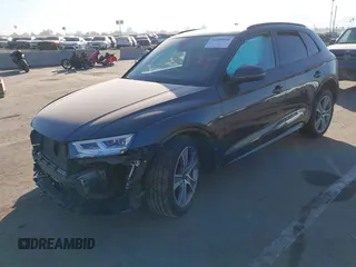 2019 Audi Q5 Premium Plus with VIN WA1BNAFYXK2035899, listed as a IAAI auction lot 41086068 with 26,529 mi miles. Bid and sale history available at carsss.com. Image 17.