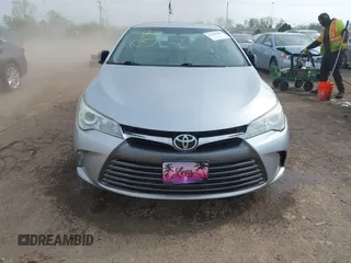 2016 Toyota Camry XLE z VIN 4T1BF1FK7GU502816, wystawiony jako IAAI lot #42129658 z przebiegiem 179 177 mil mil oraz . Historia ofert i sprzedaży dostępna na DreamBid. Obrazek 12.