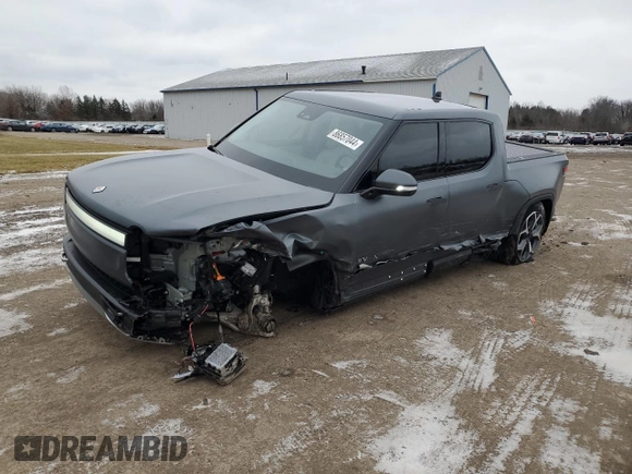 2024 Rivian R1T Adventure with VIN 7FCTGBAA8RN034399, listed as a Copart auction lot 86857044 with 8,176 mi miles and Salvage Title. Bid and sale history available at carsss.com. Image 1.