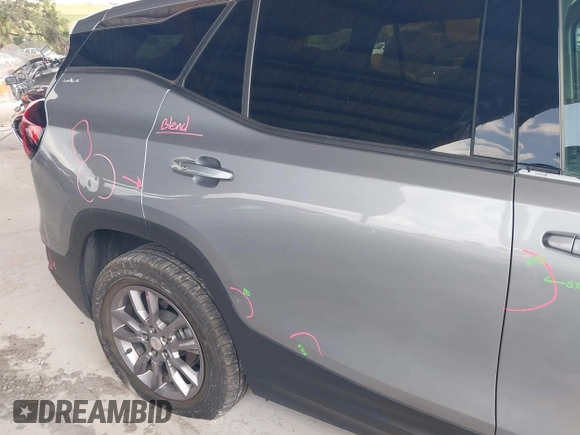 2023 GMC Terrain SLT z VIN 3GKALVEG9PL187402, wystawiony jako IAAI lot #42335091 z przebiegiem 59 032 mil mil oraz . Historia ofert i sprzedaży dostępna na DreamBid. Obrazek 21.