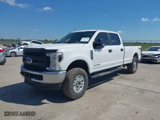 2019 Ford Super Duty F-250 SRW XL with VIN 1FT7W2BT9KEC89689, listed as a IAAI auction lot 40381550 with 214,406 mi miles. Bid and sale history available at carsss.com. Image 17.