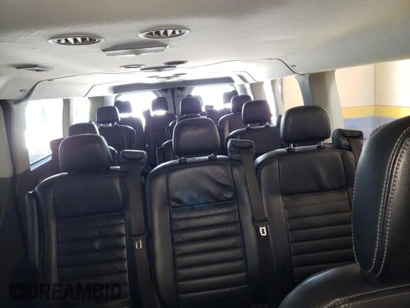 2020 Ford Transit Passenger XL with VIN 1FBAX2Y82LKA22651, listed as a Copart auction lot 52581575 with 33,895 mi miles and Clean title. Bid and sale history available at DreamBid. Image 10.