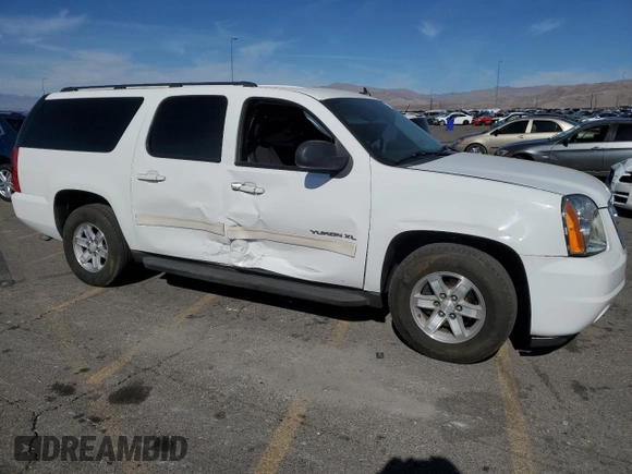 2011 GMC Yukon XL SLE with VIN 1GKS1HE08BR208949, listed as a Copart auction lot 75767724 with 164,181 mi miles and Salvage Title. Bid and sale history available at carsss.com. Image 4.