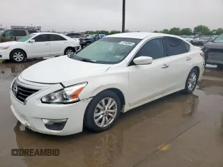 2014 Nissan Altima 2.5 with VIN 1N4AL3AP4EC429632, listed as a Copart auction lot 51980985 with 176,879 mi miles and Clean Title. Bid and sale history available at carsss.com. Image 1.