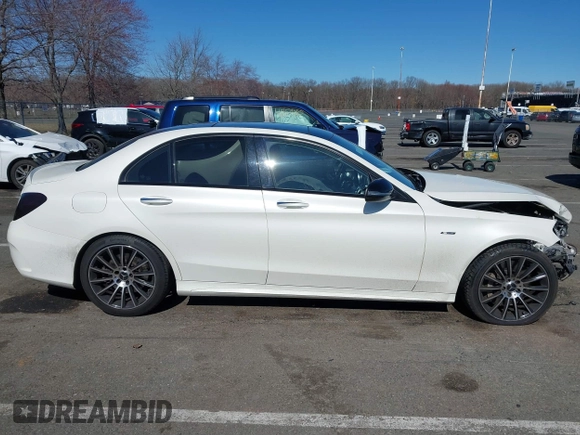 2016 Mercedes-Benz C 450 AMG with VIN 55SWF6EB4GU124515, listed as a IAAI auction lot 41830424 with 92,704 mi miles and . Bid and sale history available at DreamBid. Image 13.