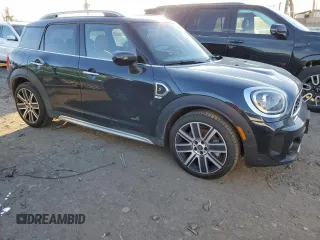 2024 MINI Countryman Cooper S with VIN WMZ83BR0XR3R51424, listed as a Copart auction lot 88747995 with 22,571 mi miles and Salvage Title. Bid and sale history available at carsss.com. Image 4.