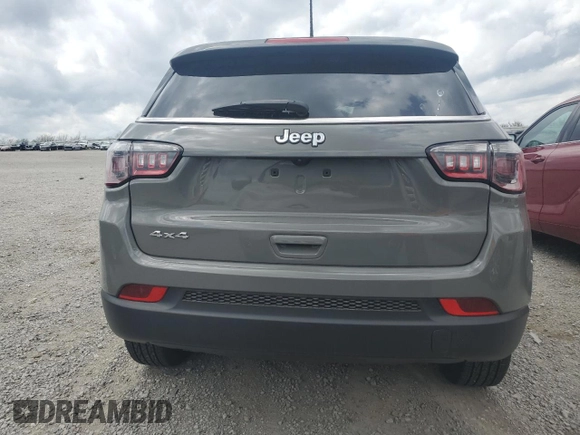 2024 Jeep Compass Sport z VIN 3C4NJDAN9RT600164, wystawiony jako Copart lot #50382315 z przebiegiem 3 710 mil mil oraz Szkoda całkowita • Salvage title. Historia ofert i sprzedaży dostępna na DreamBid. Obrazek 6.