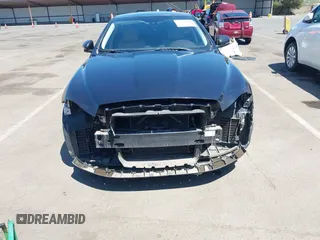 2016 Jaguar XJ Portfolio z VIN SAJWA2G76G8V97013, wystawiony jako IAAI lot #42239189 z przebiegiem Nie podano mil oraz . Historia ofert i sprzedaży dostępna na DreamBid. Obrazek 6.