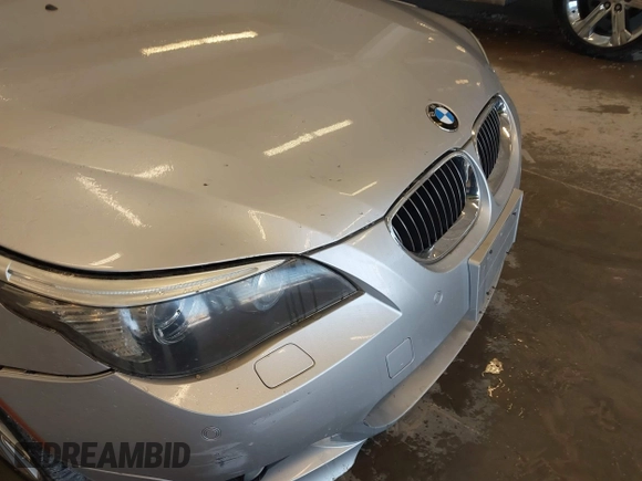2009 BMW 5 Series 550i with VIN WBANW53549CT55674, listed as a IAAI auction lot 41507964 with 162,776 mi miles and . Bid and sale history available at carsss.com. Image 12.