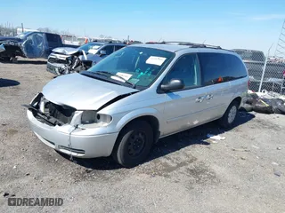 2005 Chrysler Town & Country LX with VIN 2C4GP44R55R228020, listed as a IAAI auction lot 41684981 with 146,255 mi miles. Bid and sale history available at carsss.com. Image 22.