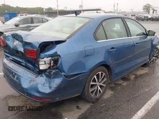 2017 Volkswagen Jetta SE with VIN 3VWDB7AJ0HM293674, listed as a IAAI auction lot 42457531 with 74,109 mi miles and . Bid and sale history available at DreamBid. Image 4.
