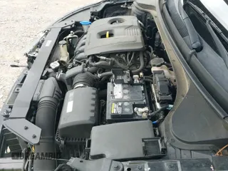 2019 Hyundai Elantra SEL с VIN 5NPD84LF3KH424053, выставлен на аукционе IAAI как лот 41467524 с пробегом 82 943 миль миль и . История ставок и продаж доступна на DreamBid. Изображение 20.