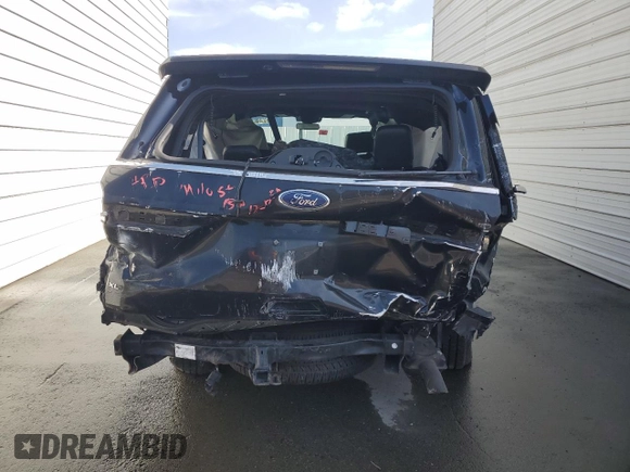 2020 Ford Expedition Max XLT with VIN 1FMJK1HT5LEA04518, listed as a Copart auction lot 43992195 with 46,612 mi miles and Non Repairable. Bid and sale history available at DreamBid. Image 6.