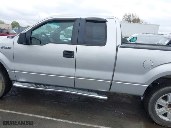 2010 Ford F-150 XL with VIN 1FTEX1E8XAFC44257, listed as a IAAI auction lot 41875981 with 241,474 mi miles. Bid and sale history available at carsss.com. Image 14.