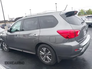 2018 Nissan Pathfinder S z VIN 5N1DR2MN2JC621860, wystawiony jako IAAI lot #42192719 z przebiegiem 52 762 mil mil oraz . Historia ofert i sprzedaży dostępna na DreamBid. Obrazek 15.