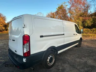 2021 Ford Transit Cargo with VIN 1FTYE1Y89MKA07866, listed as a Copart auction lot 77548374 with 149,836 mi miles and Clean Title. Bid and sale history available at carsss.com. Image 3.