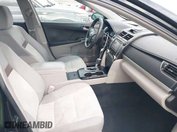 2012 Toyota Camry L with VIN 4T1BF1FK0CU029447, listed as a IAAI auction lot 42034020 with 270,013 mi miles. Bid and sale history available at carsss.com. Image 5.