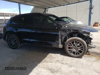 2024 Audi SQ5 Prestige with VIN WA1C4AFY7R2047297, listed as a Copart auction lot 60593104 with 7,400 mi miles and Salvage Title. Bid and sale history available at DreamBid. Image 4.