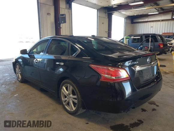2013 Nissan Altima SV z VIN 1N4BL3AP6DC298237, wystawiony jako IAAI lot #42034845 z przebiegiem 114 273 mil mil oraz . Historia ofert i sprzedaży dostępna na DreamBid. Obrazek 3.