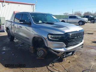 2022 Ram 1500 Limited z VIN 1C6SRFHM9NN155057, wystawiony jako IAAI lot #41758935 z przebiegiem 75 988 mil mil oraz . Historia ofert i sprzedaży dostępna na DreamBid. Obrazek 1.