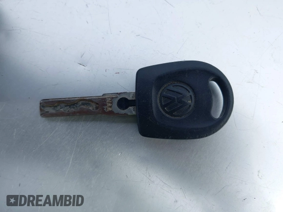 2010 Volkswagen GTI с VIN WVWGV7AJ2AW207536, выставлен на аукционе IAAI как лот 42162948 с пробегом 133 354 миль миль и . История ставок и продаж доступна на DreamBid. Изображение 11.