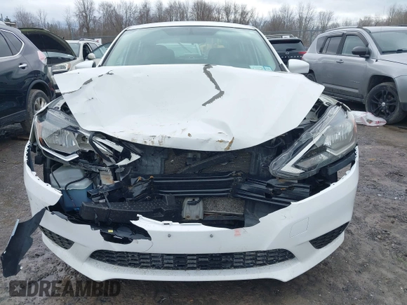 2017 Nissan Sentra SR with VIN 3N1AB7AP7HL664767, listed as a IAAI auction lot 41711875 with 127,307 mi miles and . Bid and sale history available at carsss.com. Image 12.