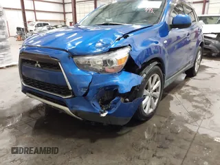 2015 Mitsubishi Outlander SE with VIN 4A4AR4AU1FE054804, listed as a IAAI auction lot 42325699 with 106,680 mi miles and . Bid and sale history available at DreamBid. Image 17.