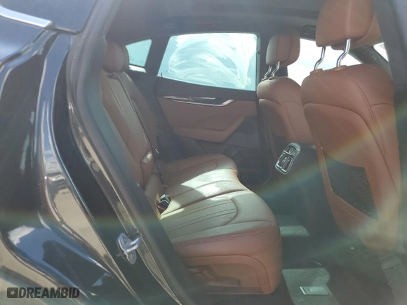 2022 Maserati Levante GT with VIN ZN661XUA9NX384716, listed as a Copart auction lot 69743654 with 0 mi miles and Salvage Title. Bid and sale history available at carsss.com. Image 11.