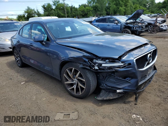 2020 Volvo S60 Momentum with VIN 7JR102FK2LG045625, listed as a Copart auction lot 64000994 with 50,014 mi miles and Salvage Title. Bid and sale history available at carsss.com. Image 4.