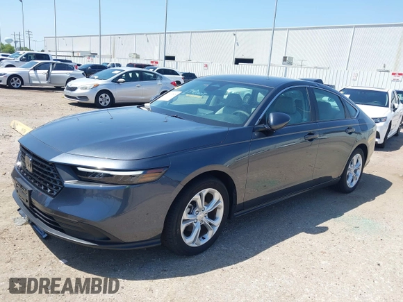 2024 Honda Accord LX z VIN 1HGCY1F28RA046057, wystawiony jako IAAI lot #42009898 z przebiegiem 4831 mil mil oraz . Historia ofert i sprzedaży dostępna na DreamBid. Obrazek 19.