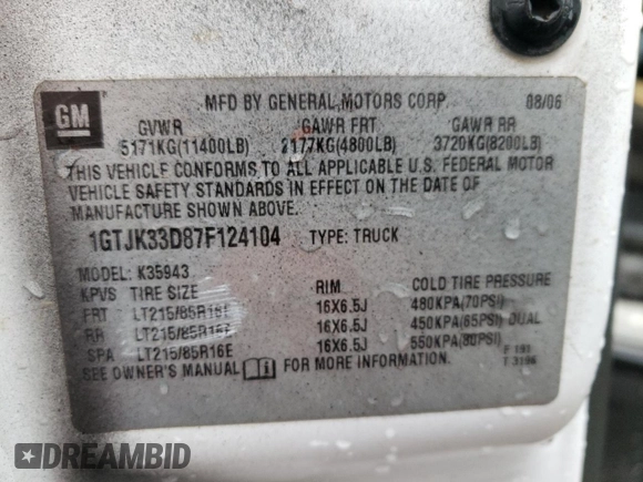 2007 GMC Sierra 3500 DRW Work Trk z VIN 1GTJK33D87F124104, wystawiony jako Copart lot #80835084 z przebiegiem 321 629 mil mil oraz Szkody całkowita. Historia ofert i sprzedaży dostępna na DreamBid. Obrazek 14.