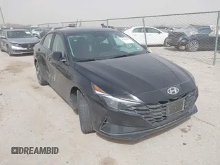 2023 Hyundai Elantra SEL z VIN KMHLS4AG5PU442068, wystawiony jako IAAI lot #41806645 z przebiegiem 17 197 mil mil oraz . Historia ofert i sprzedaży dostępna na DreamBid. Obrazek 1.
