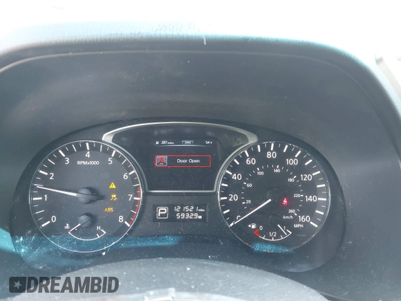 2014 Nissan Pathfinder S with VIN 5N1AR2MM3EC613959, listed as a IAAI auction lot 41966935 with 121,521 mi miles and . Bid and sale history available at DreamBid. Image 16.