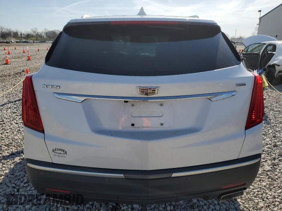 2018 Cadillac XT5 Premium Luxury FWD z VIN 1GYKNERS3JZ139719, wystawiony jako Copart lot #52436595 z przebiegiem Nie podano mil oraz Szkody całkowita. Historia ofert i sprzedaży dostępna na DreamBid. Obrazek 6.
