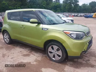 2015 Kia Soul z VIN KNDJN2A28F7800126, wystawiony jako IAAI lot #42227784 z przebiegiem 132 120 mil mil oraz . Historia ofert i sprzedaży dostępna na DreamBid. Obrazek 1.
