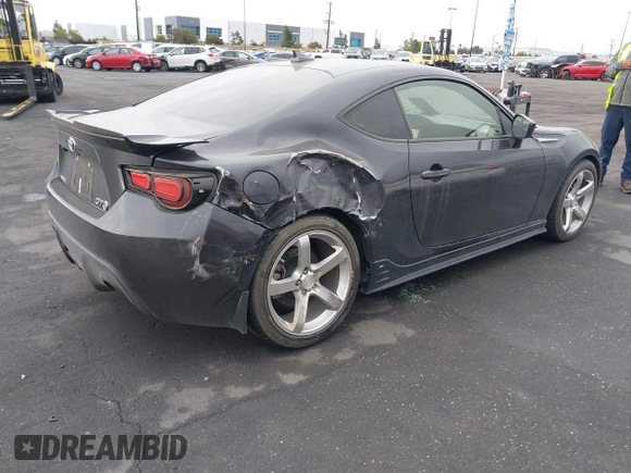 2014 Scion FR-S z VIN JF1ZNAA1XE8707577, wystawiony jako IAAI lot #42054339 z przebiegiem 95 241 mil mil oraz . Historia ofert i sprzedaży dostępna na DreamBid. Obrazek 4.