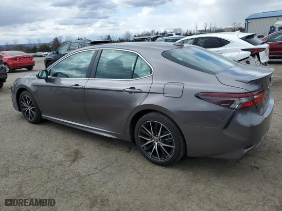 2024 Toyota Camry SE with VIN 4T1G11AK3RU260878, listed as a Copart auction lot 50914465 with 11,122 mi miles and Salvage Title. Bid and sale history available at carsss.com. Image 2.