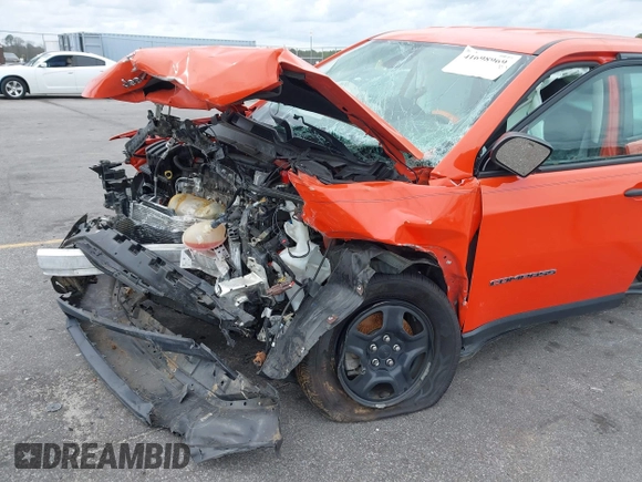 2019 Jeep Compass Sport z VIN 3C4NJCAB6KT658268, wystawiony jako IAAI lot #41698969 z przebiegiem 809 mil mil oraz . Historia ofert i sprzedaży dostępna na DreamBid. Obrazek 16.