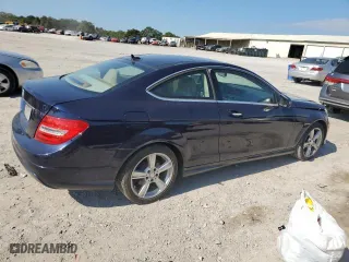 2015 Mercedes-Benz C-Class C 250 with VIN WDDGJ4HB6FG370187, listed as a Copart auction lot 88162875 with 102,961 mi miles and Clean Title. Bid and sale history available at carsss.com. Image 3.