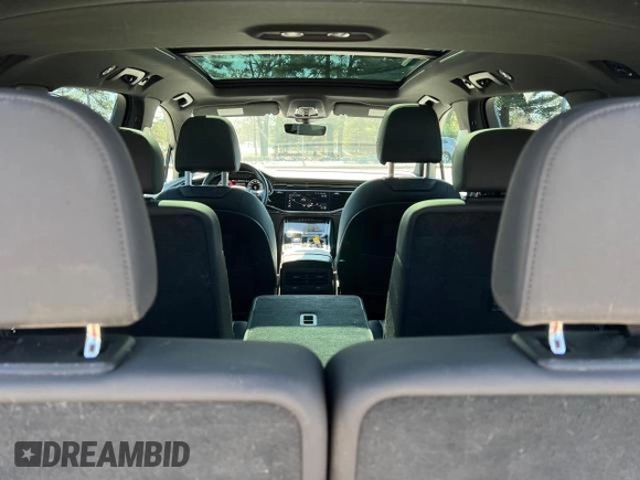 2021 Audi Q7 Premium with VIN WA1AXAF70MD025287, listed as a Copart auction lot 59905225 with 106,504 mi miles and Clean title. Bid and sale history available at DreamBid. Image 9.