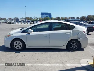 2010 Toyota Prius II z VIN JTDKN3DU8A0226619, wystawiony jako IAAI lot #42303693 z przebiegiem 123 068 mil mil oraz . Historia ofert i sprzedaży dostępna na DreamBid. Obrazek 14.